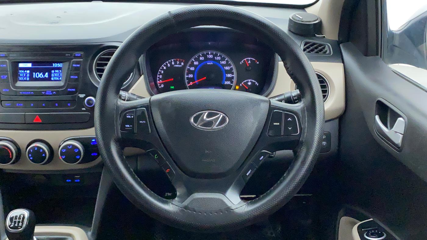 2016 Hyundai Grand i10 SPORTZ 1.2 KAPPA VTVT, Petrol, Manual, 76,182 km, Steering Wheel Close Up