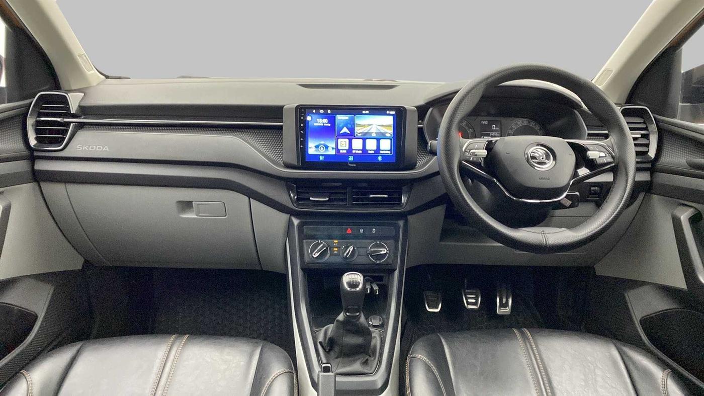 2022 Skoda KUSHAQ ACTIVE 1.0L TSI MT, Petrol, Manual, 34,949 km, Dashboard