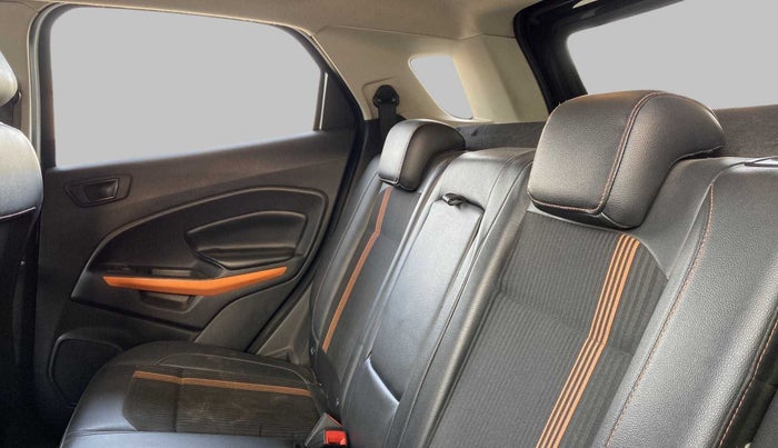 2019 Ford Ecosport TITANIUM + SE 1.5L DIESEL, Diesel, Manual, 47,628 km, Right Side Rear Door Cabin
