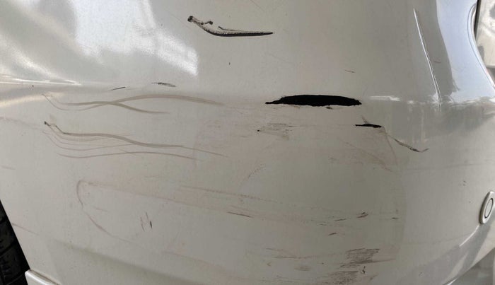 2016 Maruti Ertiga ZDI + SHVS, Diesel, Manual, 81,082 km, Rear bumper - Minor scratches