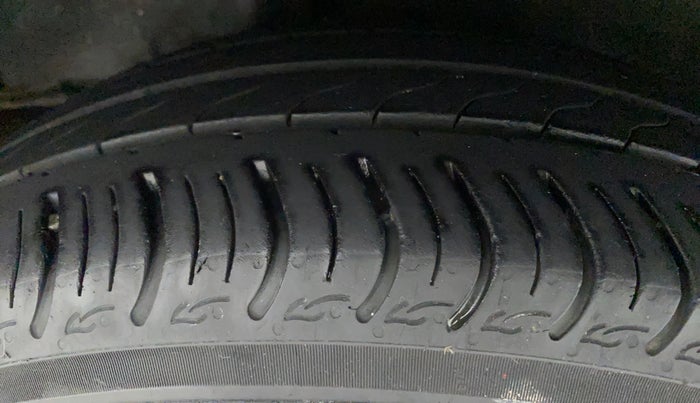 2014 Honda City 1.5L I-VTEC SV CVT, Petrol, Automatic, 67,936 km, Right Rear Tyre Tread