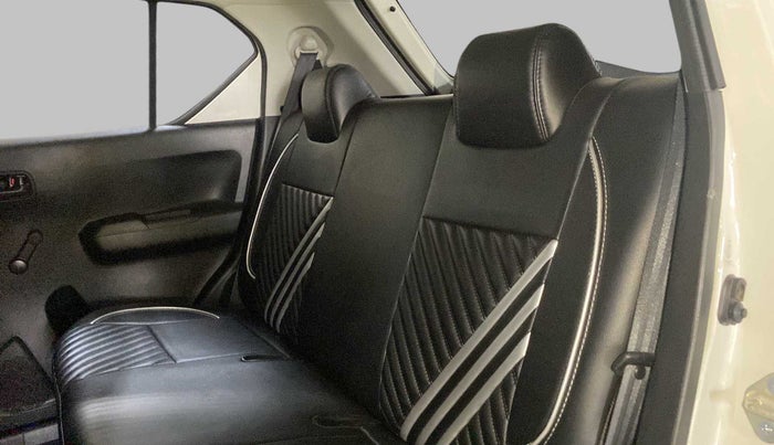 2022 Maruti IGNIS SIGMA 1.2, Petrol, Manual, 12,567 km, Right Side Rear Door Cabin