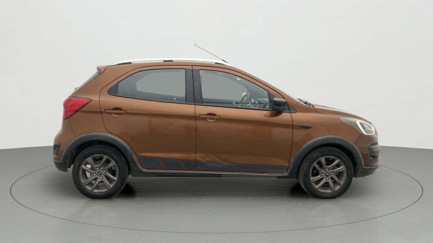 2018 Ford FREESTYLE TITANIUM 1.5 DIESEL, Diesel, Manual, 51,291 km, Right Side View