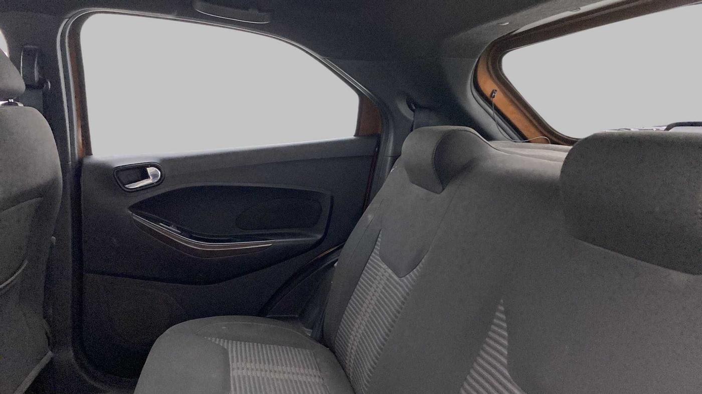 2018 Ford FREESTYLE TITANIUM 1.5 DIESEL, Diesel, Manual, 51,291 km, Right Side Rear Door Cabin