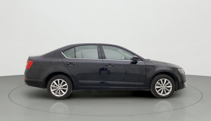 2015 Skoda Octavia ELEGANCE 1.8 TSI AT, Petrol, Automatic, 99,390 km, Right Side View