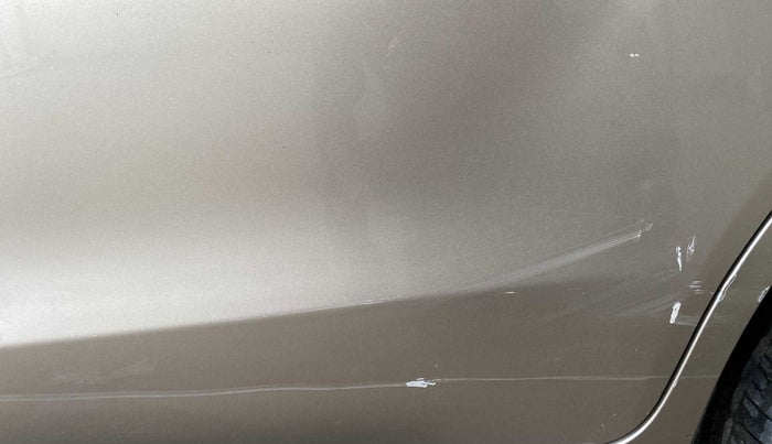 2012 Maruti Ertiga VDI, Diesel, Manual, 1,00,330 km, Rear left door - Minor scratches