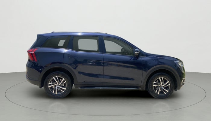 2022 Mahindra XUV700 AX 5 P MT 7 STR, Petrol, Manual, 13,339 km, Right Side View