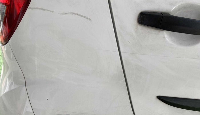 2014 Maruti Ritz VXI, Petrol, Manual, 55,136 km, Right quarter panel - Minor scratches