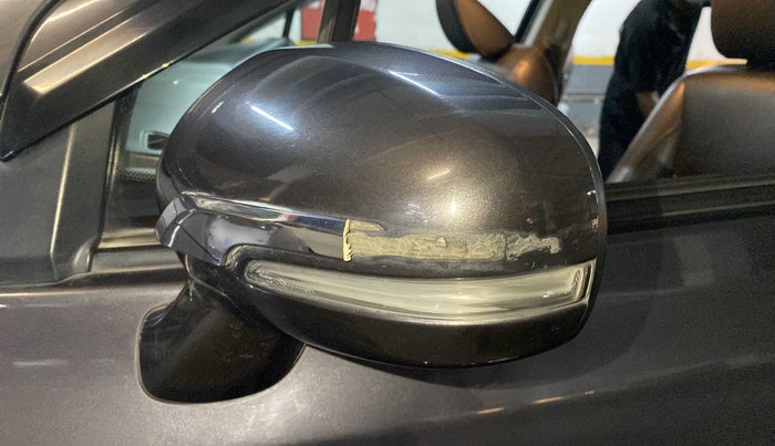 2020 Maruti S Cross ALPHA AT1.5, Petrol, Automatic, 38,253 km, Left rear-view mirror - Cover has minor damage