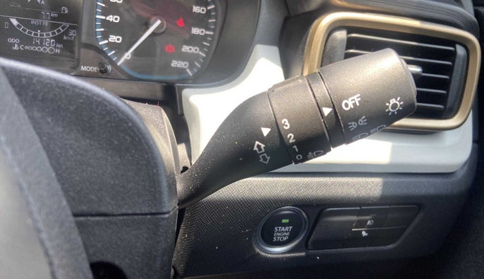 2021 Tata PUNCH ACCOMPLISHED DAZZLE PACK AMT, Petrol, Automatic, 14,118 km, Combination switch - Wiper speed adjustment non-functional