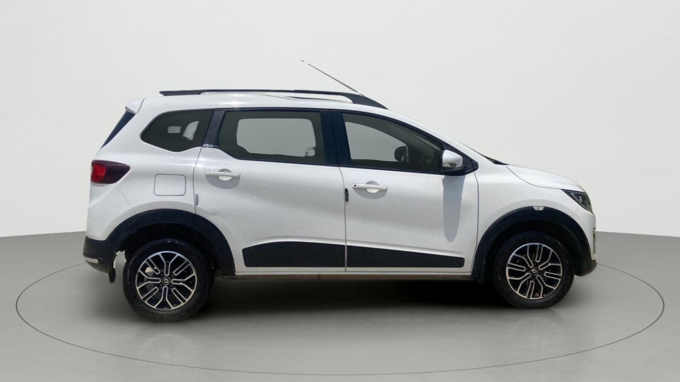 2020 Renault TRIBER RXZ AMT, Petrol, Automatic, 12,039 km, Right Side View