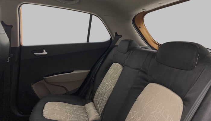 2017 Hyundai Grand i10 SPORTZ (O) AT 1.2 KAPPA VTVT, Petrol, Automatic, 62,750 km, Right Side Rear Door Cabin