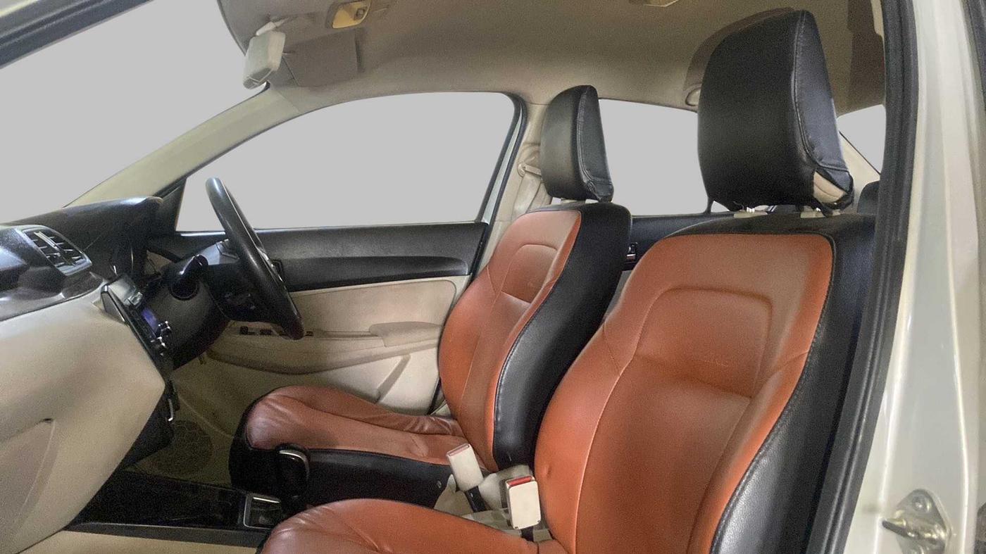 2019 Maruti Dzire VDI AMT, Diesel, Automatic, 71,690 km, Right Side Front Door Cabin