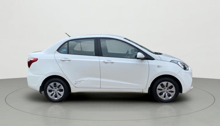 2017 Hyundai Xcent E+, Petrol, Manual, 58,319 km, Right Side View