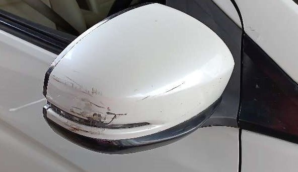 2016 Honda City 1.5L I-DTEC V, Diesel, Manual, 1,18,730 km, Right rear-view mirror - Indicator light not working