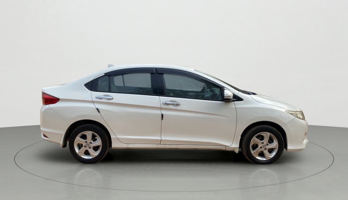 2016 Honda City 1.5L I-DTEC V, Diesel, Manual, 1,18,730 km, Right Side View