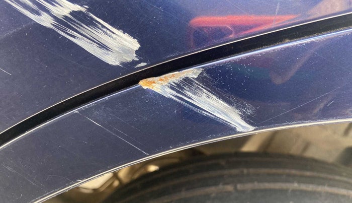 2018 Maruti Swift ZDI AMT, Diesel, Automatic, 70,690 km, Left quarter panel - Minor scratches