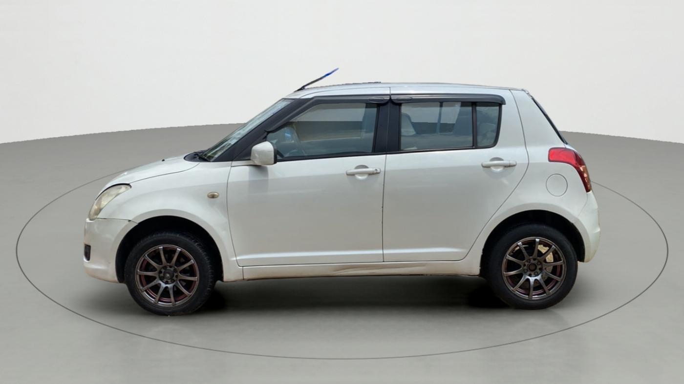 2011 Maruti Swift VXI, Petrol, Manual, 65,851 km, Left Side