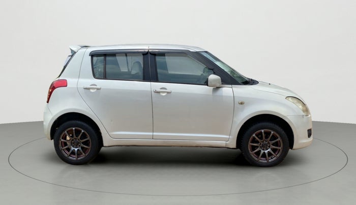 2011 Maruti Swift VXI, Petrol, Manual, 65,851 km, Right Side View