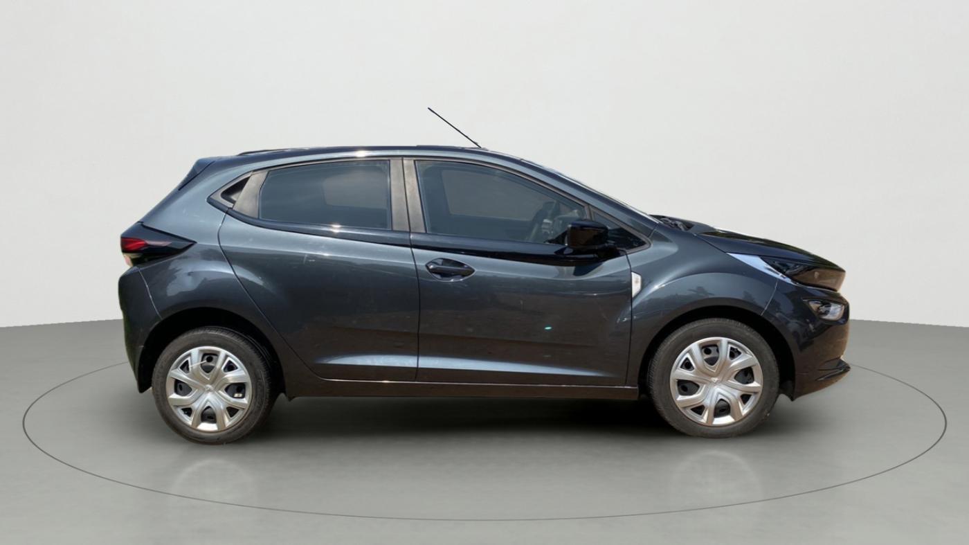 2020 Tata ALTROZ XT PETROL, Petrol, Manual, 24,157 km, Right Side View