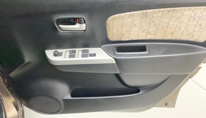2013 Maruti Wagon R 1.0 VXI, Petrol, Manual, 45,985 km, Driver Side Door Panels Control