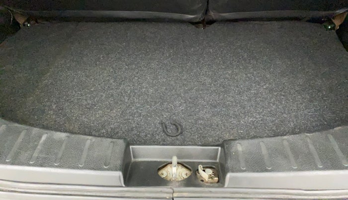 2013 Maruti Wagon R 1.0 VXI, Petrol, Manual, 45,985 km, Boot Inside