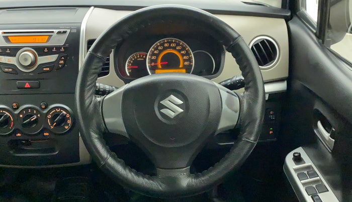 2013 Maruti Wagon R 1.0 VXI, Petrol, Manual, 45,985 km, Steering Wheel Close Up