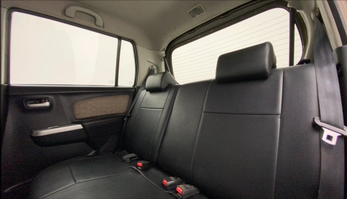 2013 Maruti Wagon R 1.0 VXI, Petrol, Manual, 45,985 km, Right Side Rear Door Cabin