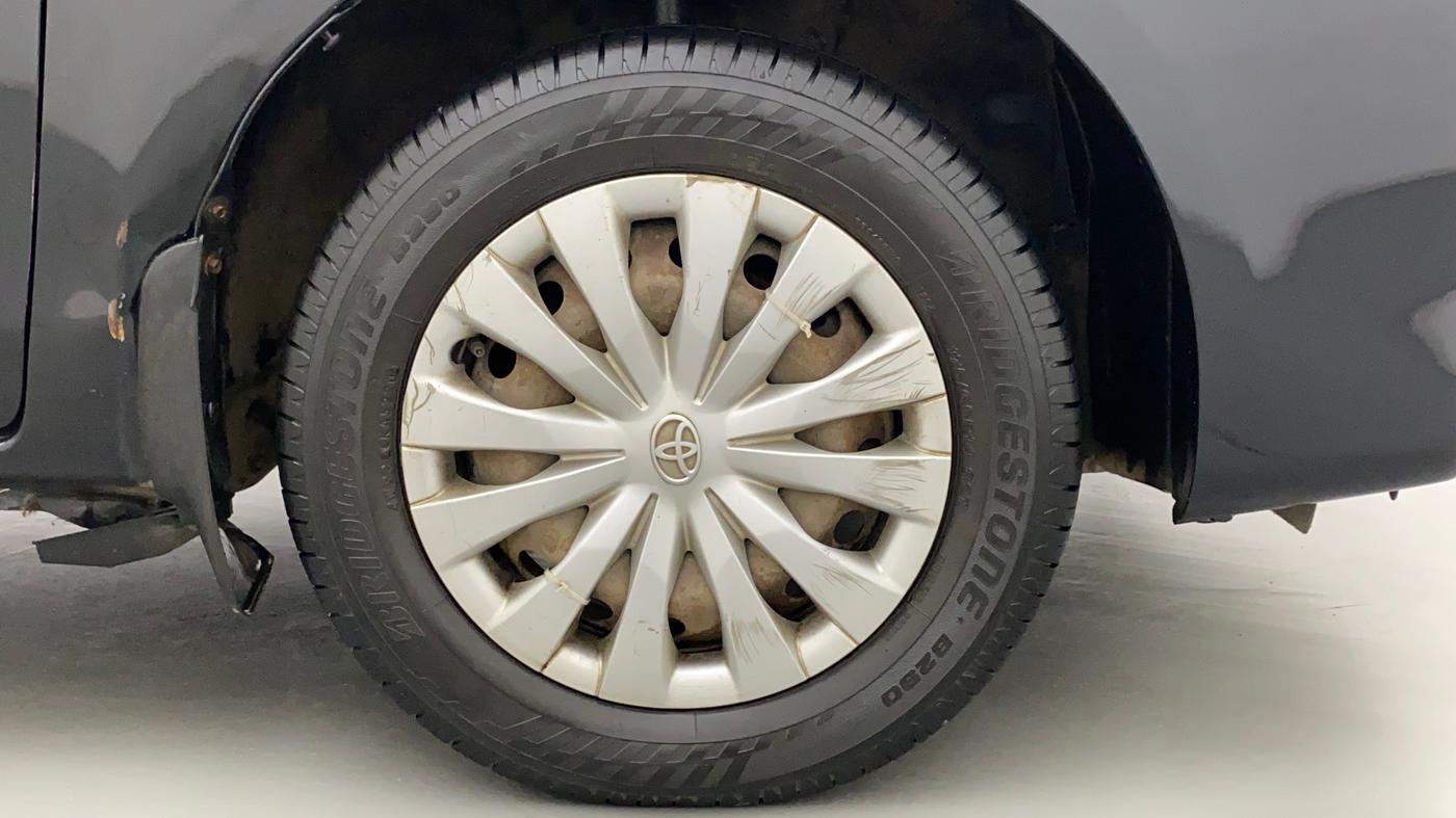 2012 Toyota Etios Liva GD SP, Diesel, Manual, 55,790 km, Right Front Wheel