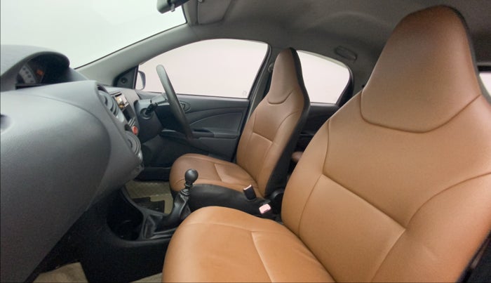 2012 Toyota Etios Liva GD SP, Diesel, Manual, 55,790 km, Right Side Front Door Cabin