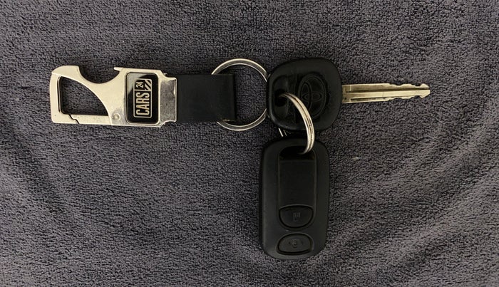 2012 Toyota Etios Liva GD SP, Diesel, Manual, 55,790 km, Key Close Up