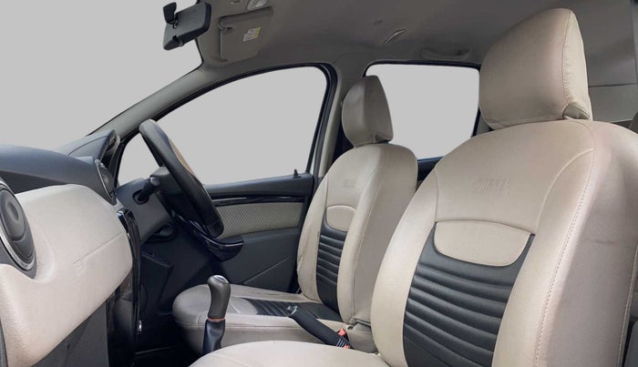 2015 Renault Duster 85 PS RXL DIESEL, Diesel, Manual, 79,971 km, Right Side Front Door Cabin