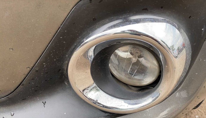 2019 Maruti Swift VDI, Diesel, Manual, 74,999 km, Left fog light - Not working