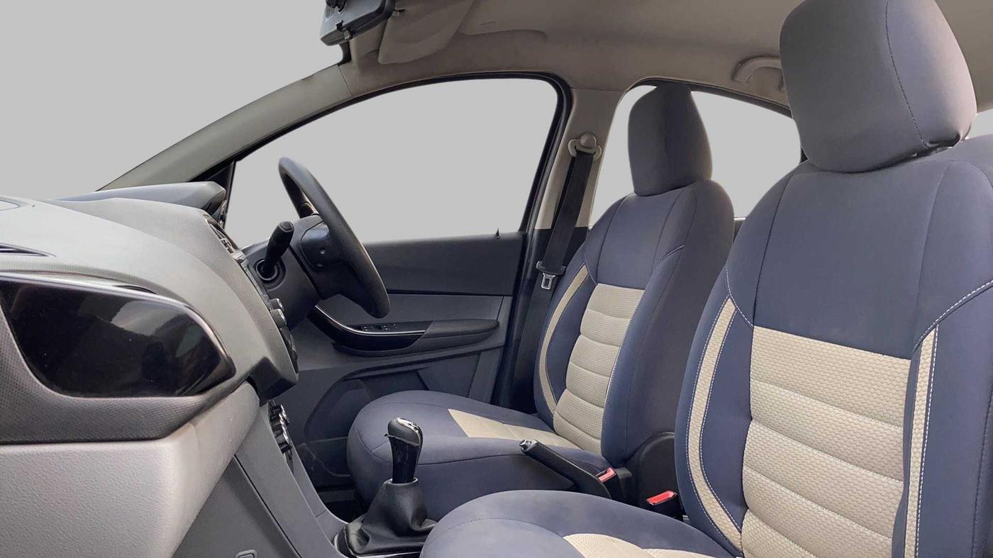 2017 Tata TIGOR XT PETROL, Petrol, Manual, 93,832 km, Right Side Front Door Cabin