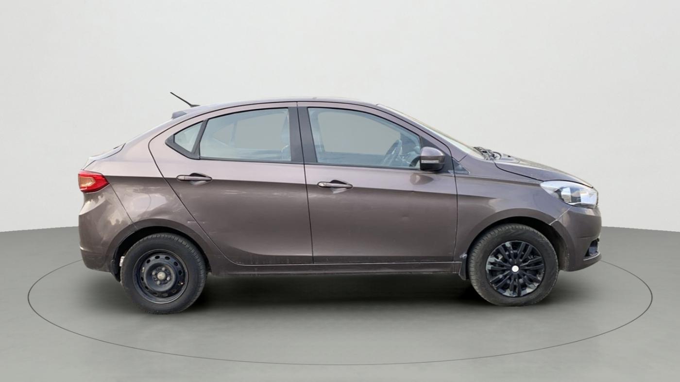 2017 Tata TIGOR XT PETROL, Petrol, Manual, 93,832 km, Right Side View