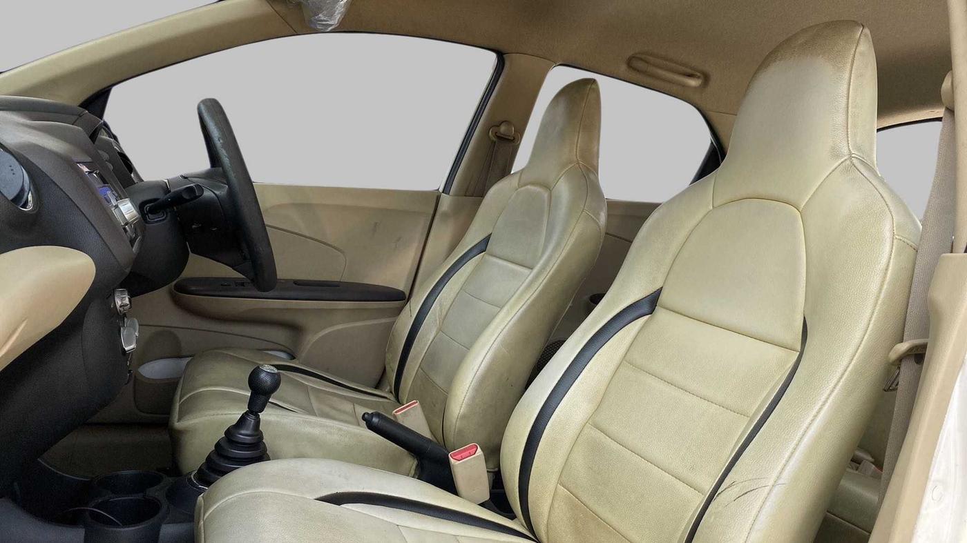 2012 Honda Brio S MT, Petrol, Manual, 1,10,366 km, Right Side Front Door Cabin