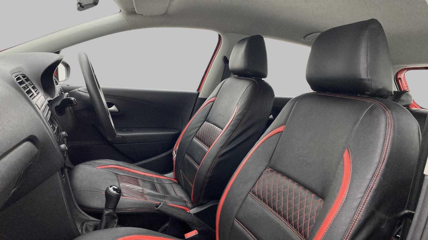 2018 Volkswagen Polo COMFORTLINE 1.0L MPI, Petrol, Manual, 32,406 km, Right Side Front Door Cabin