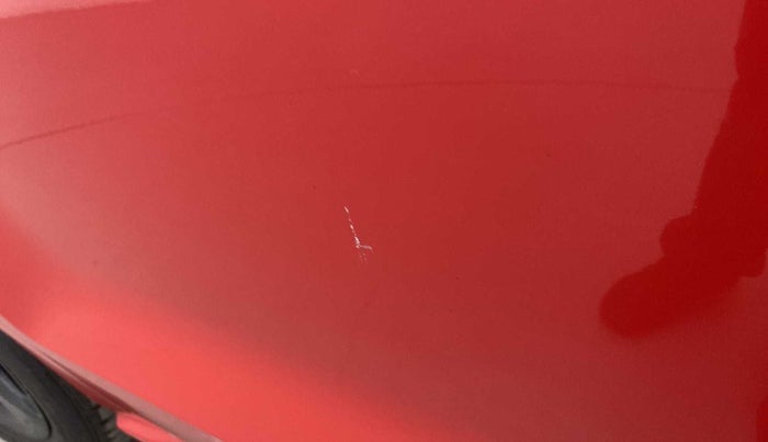 2018 Volkswagen Polo COMFORTLINE 1.0L MPI, Petrol, Manual, 32,406 km, Right rear door - Minor scratches