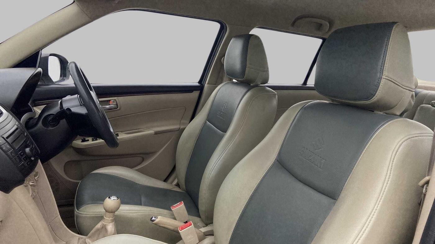 2014 Maruti Swift Dzire VXI, Petrol, Manual, 1,04,878 km, Right Side Front Door Cabin