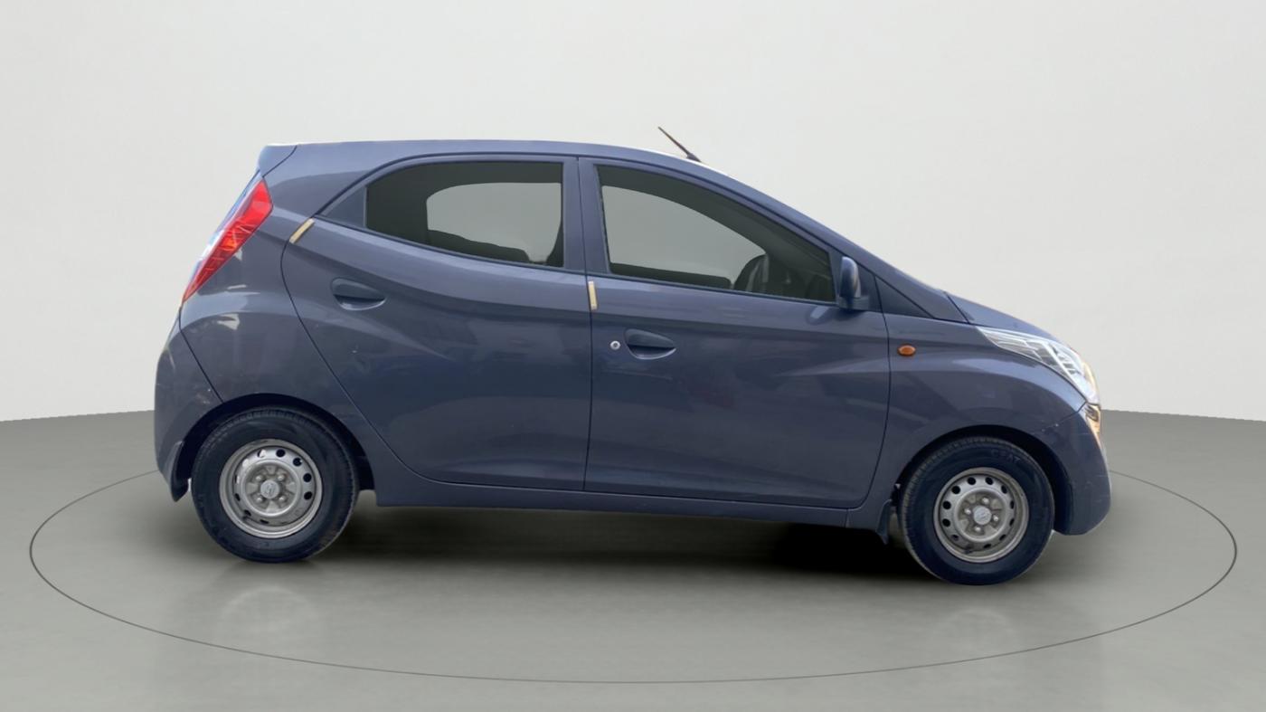 2015 Hyundai Eon ERA +, Petrol, Manual, 43,569 km, Right Side View