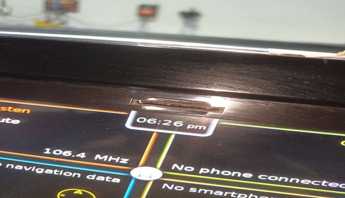 2018 Maruti IGNIS ALPHA 1.2 DUAL TONE, Petrol, Manual, 97,644 km, Infotainment system - GPS Card not working/missing