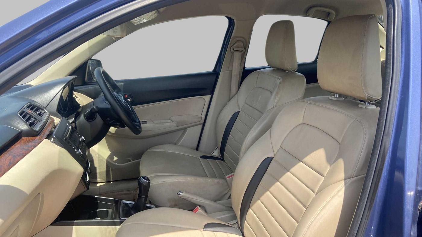 2018 Maruti Dzire VXI, Petrol, Manual, 30,526 km, Right Side Front Door Cabin