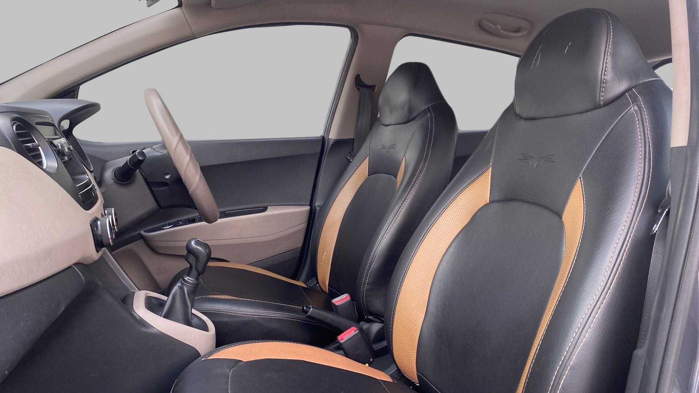 2016 Hyundai Grand i10 MAGNA 1.1 CRDI, Diesel, Manual, 74,580 km, Right Side Front Door Cabin