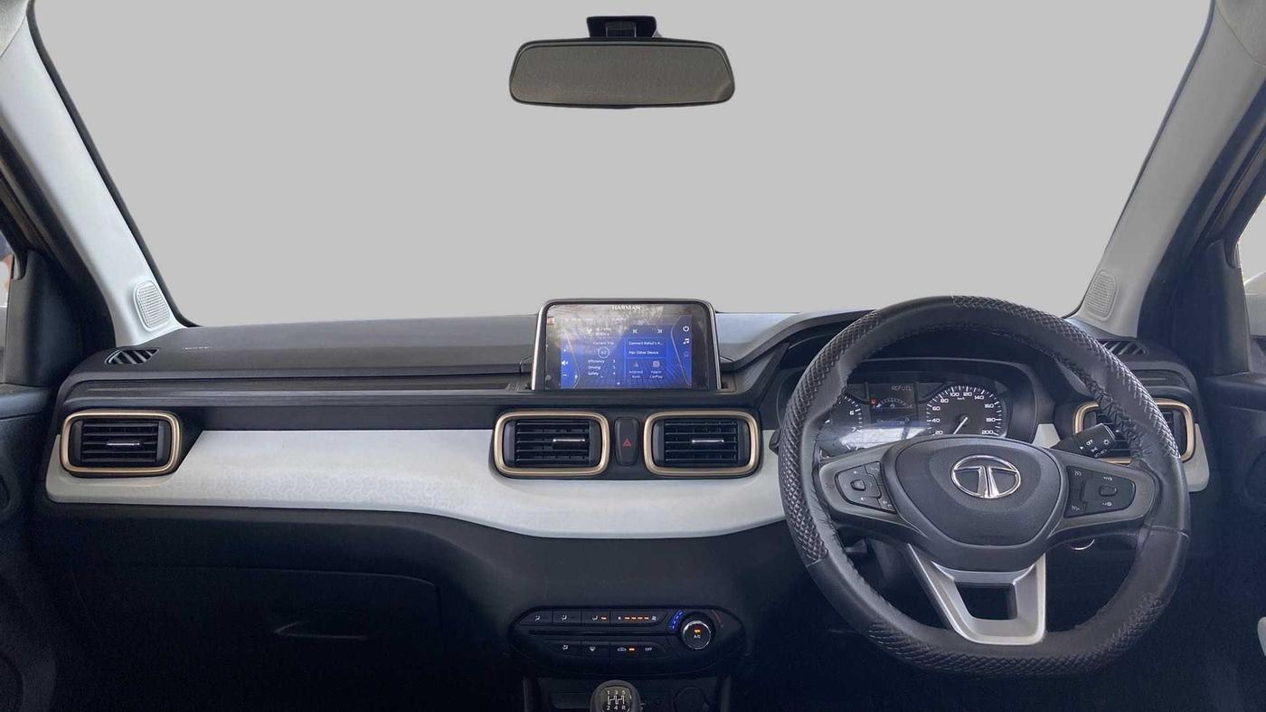 2022 Tata PUNCH ACCOMPLISHED MT, Petrol, Manual, 5,189 km, Dashboard