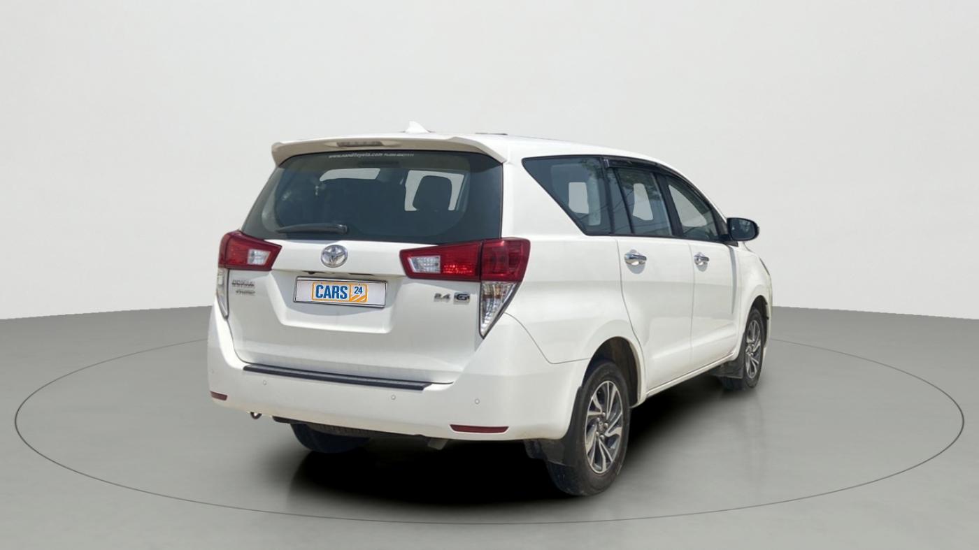 2021 Toyota Innova Crysta 2.4 GX AT 7 STR, Diesel, Automatic, 17,362 km, Right Back Diagonal