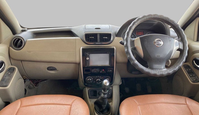 2014 Nissan Terrano XV D THP 110 PS, Diesel, Manual, 76,730 km, Dashboard
