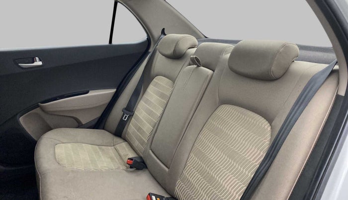 2018 Hyundai Xcent SX 1.2, Petrol, Manual, 31,738 km, Right Side Rear Door Cabin