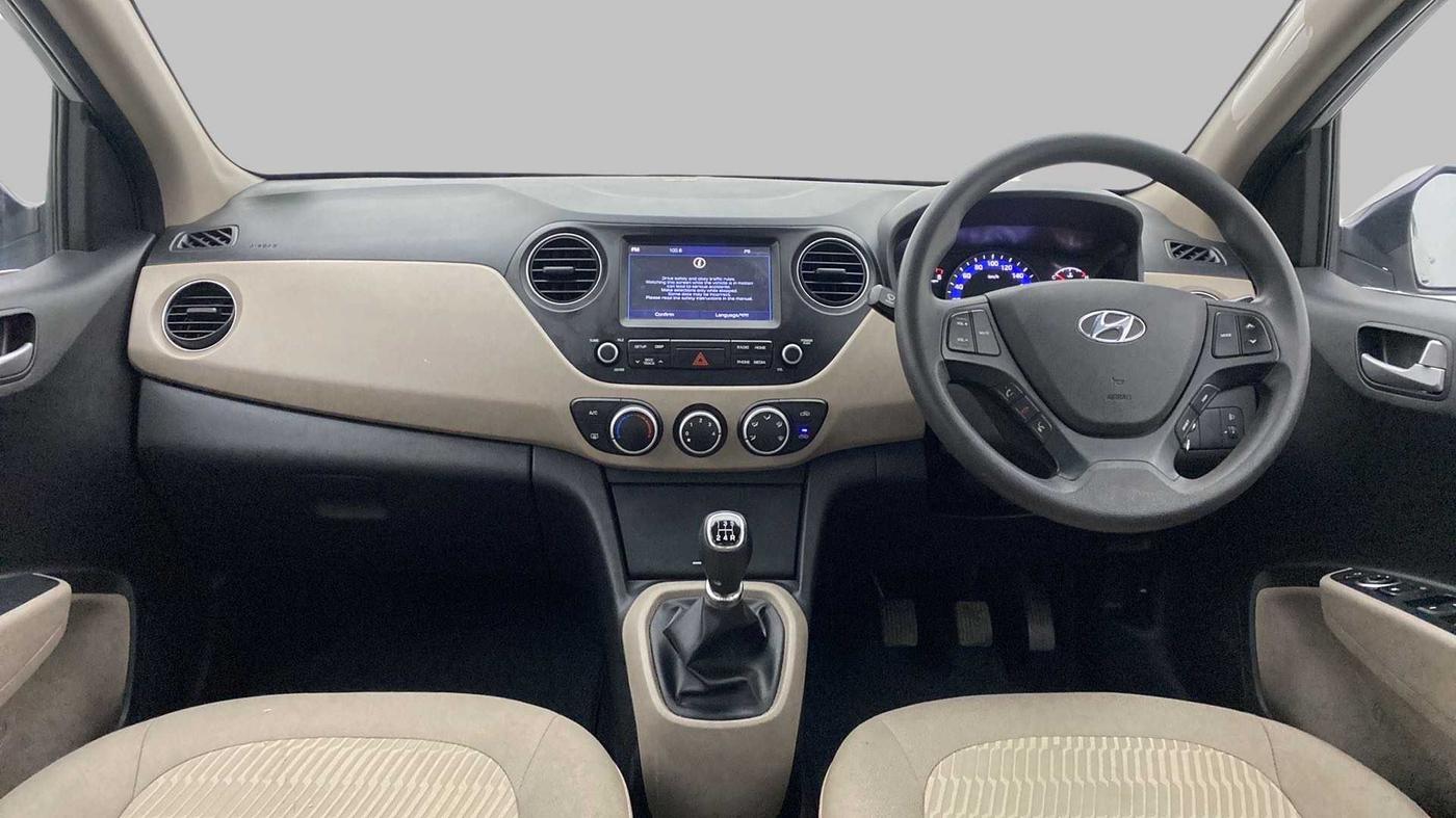 2018 Hyundai Xcent SX 1.2, Petrol, Manual, 31,738 km, Dashboard