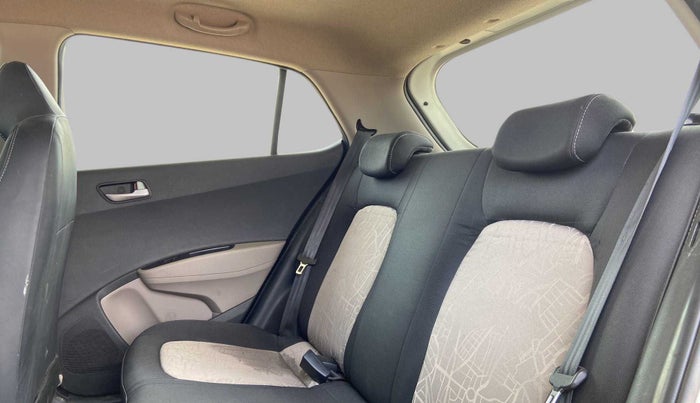 2016 Hyundai Grand i10 ASTA (O) 1.2 KAPPA VTVT, Petrol, Manual, 71,858 km, Right Side Rear Door Cabin