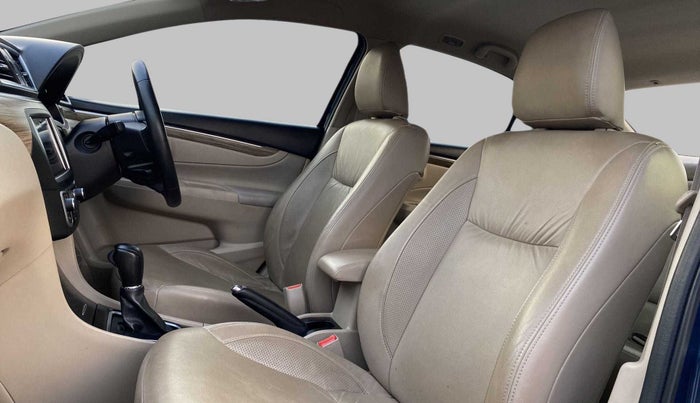 2019 Maruti Ciaz ALPHA  AT 1.5 SHVS PETROL, Petrol, Automatic, 36,139 km, Right Side Front Door Cabin